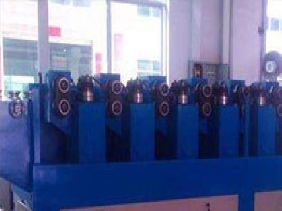 20辊森吉米尔轧机